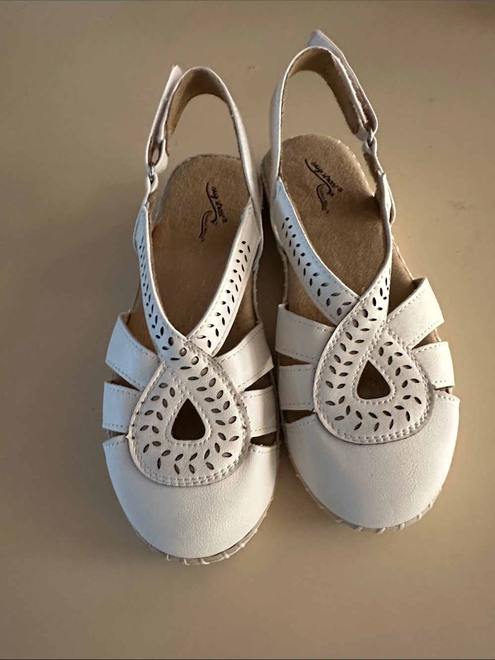 easy street White Cutout Slingback Sandals